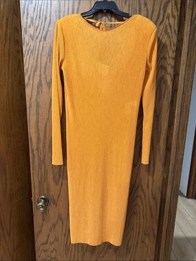 Zara Long-Sleeve Ribbed Midi Dress in Bright Orange